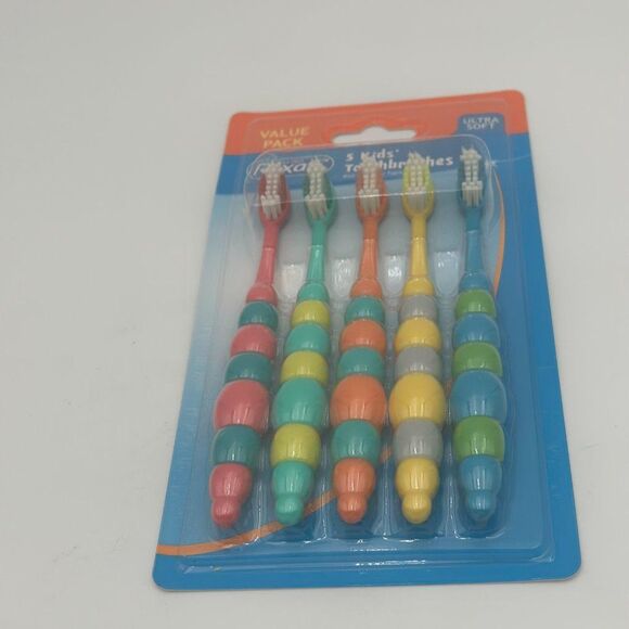 Rexall Kids 5 Piece multi color ultra soft toothbrushes with kid friendly color - Picture 3 of 4